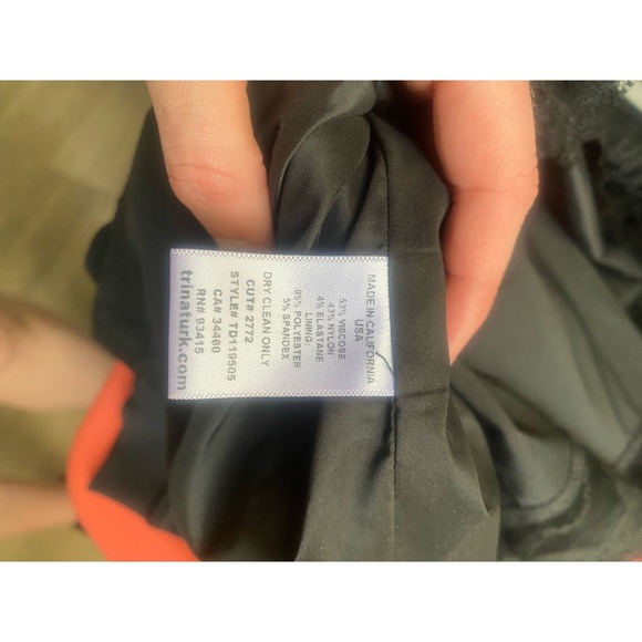 NWOT‎ Trina Turk Black Lace Knee Length Dress Size 6 - Picture 9 of 9